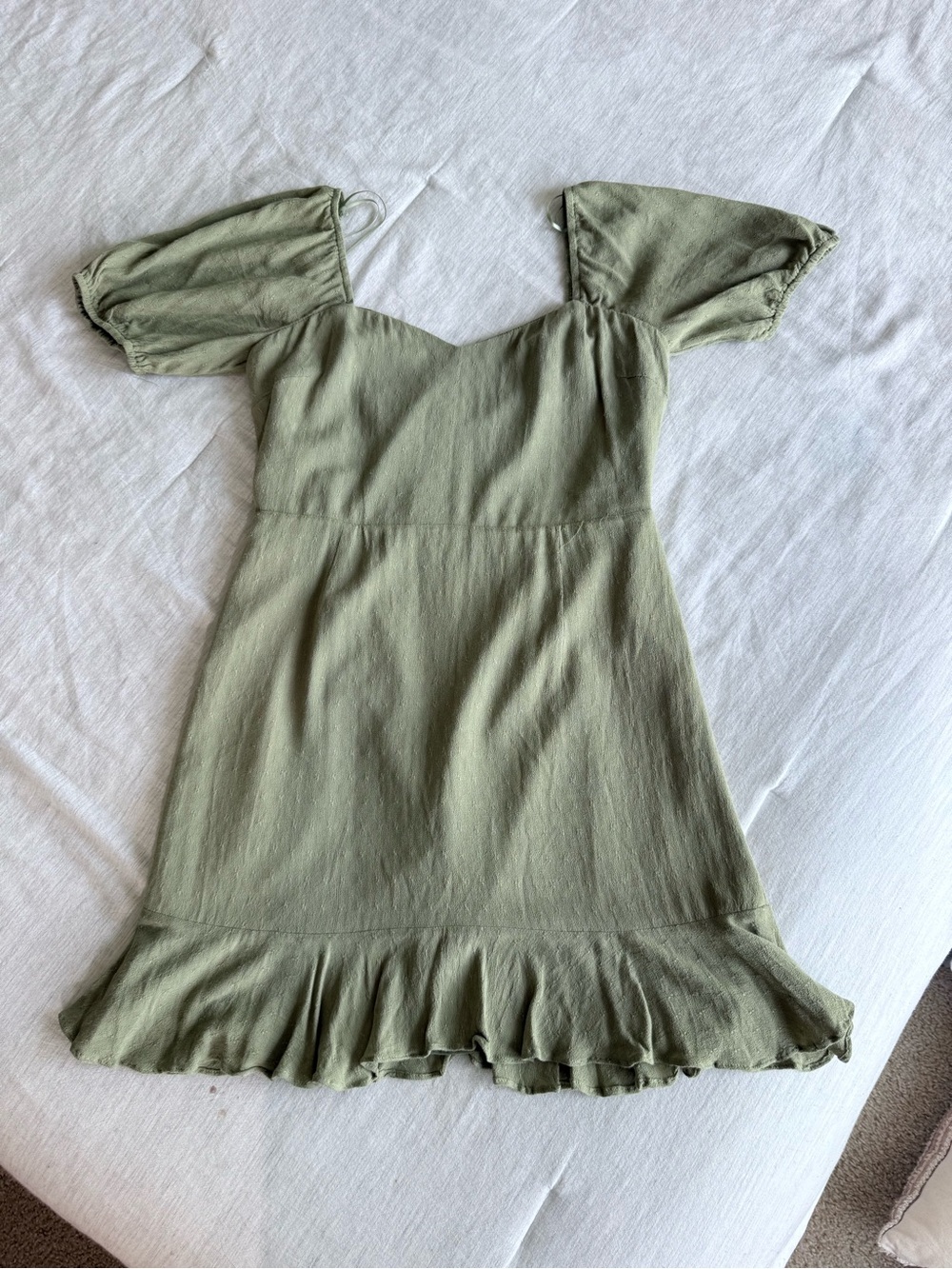 Altard state short sleeve ruffle mini dress in green, medium, no flaws